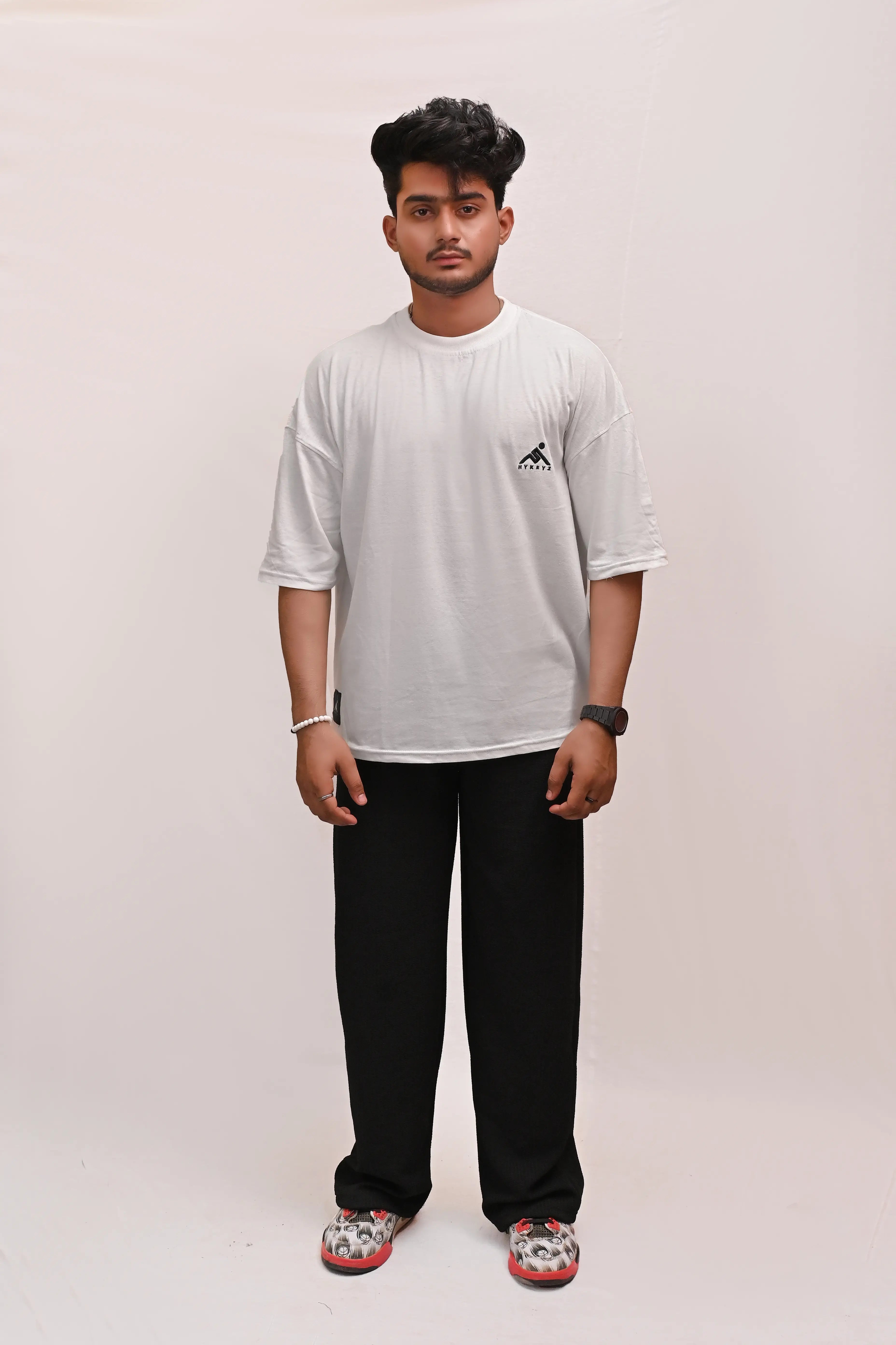HYKEYZ Oversized Comfort White T-Shirt