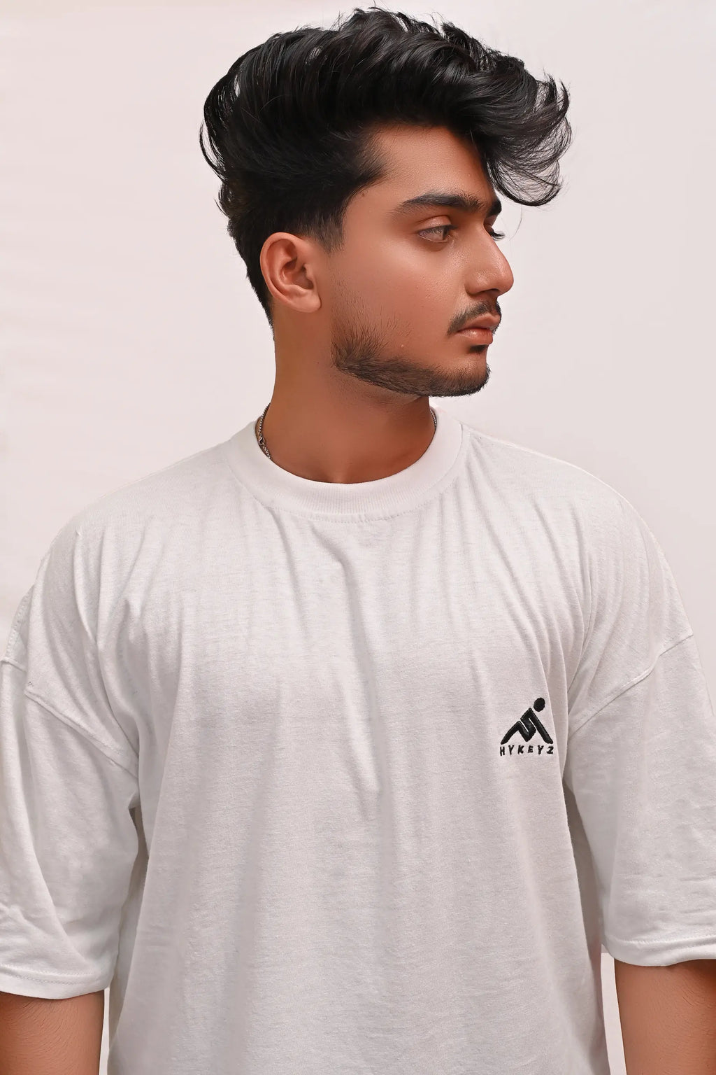 HYKEYZ Oversized Comfort White T-Shirt